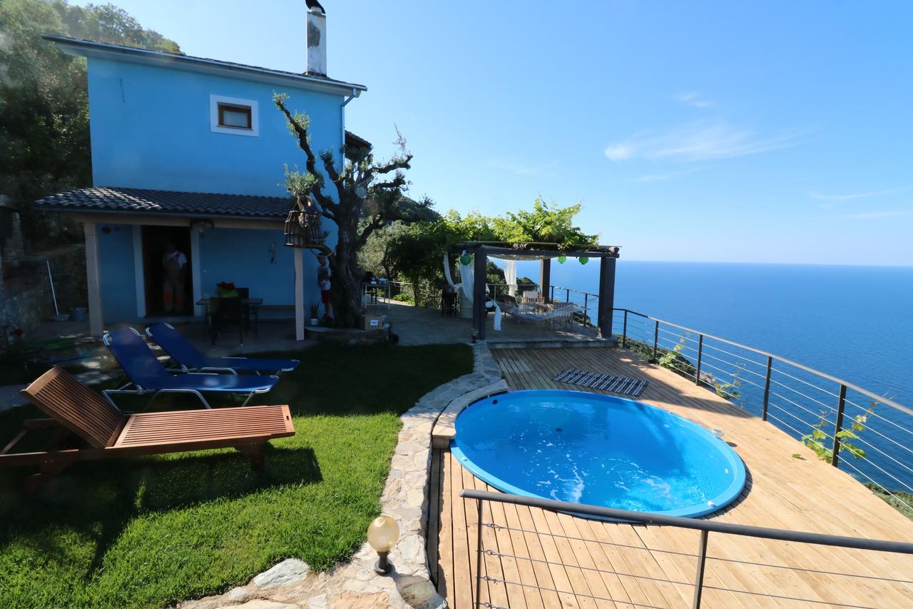 Fakistra'S Blue House Villa ซาการาดา ภายนอก รูปภาพ