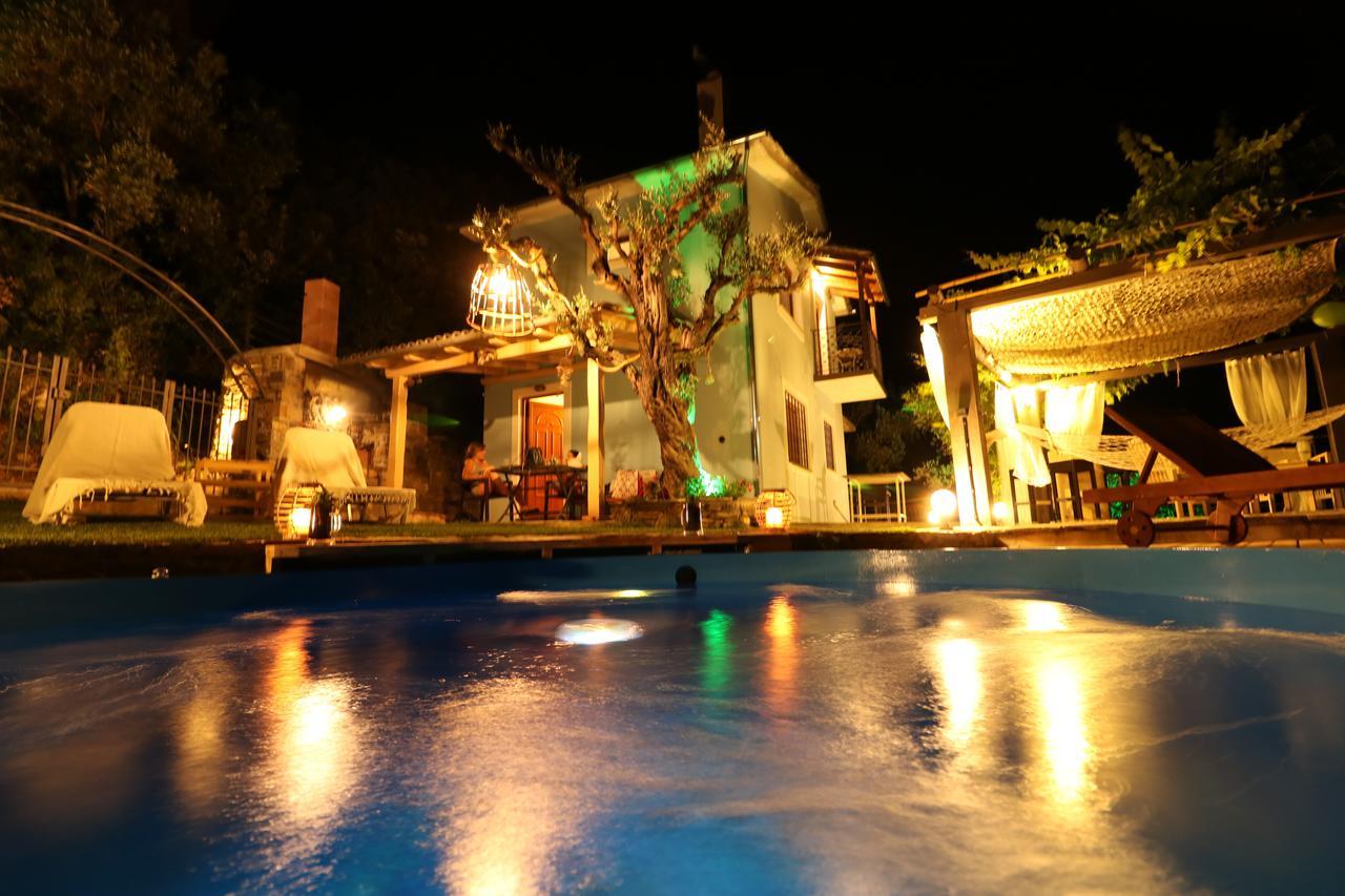 Fakistra'S Blue House Villa ซาการาดา ภายนอก รูปภาพ